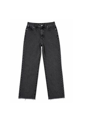 Madewell’s Perfect Vintage Straight in a faded washed black  size 26